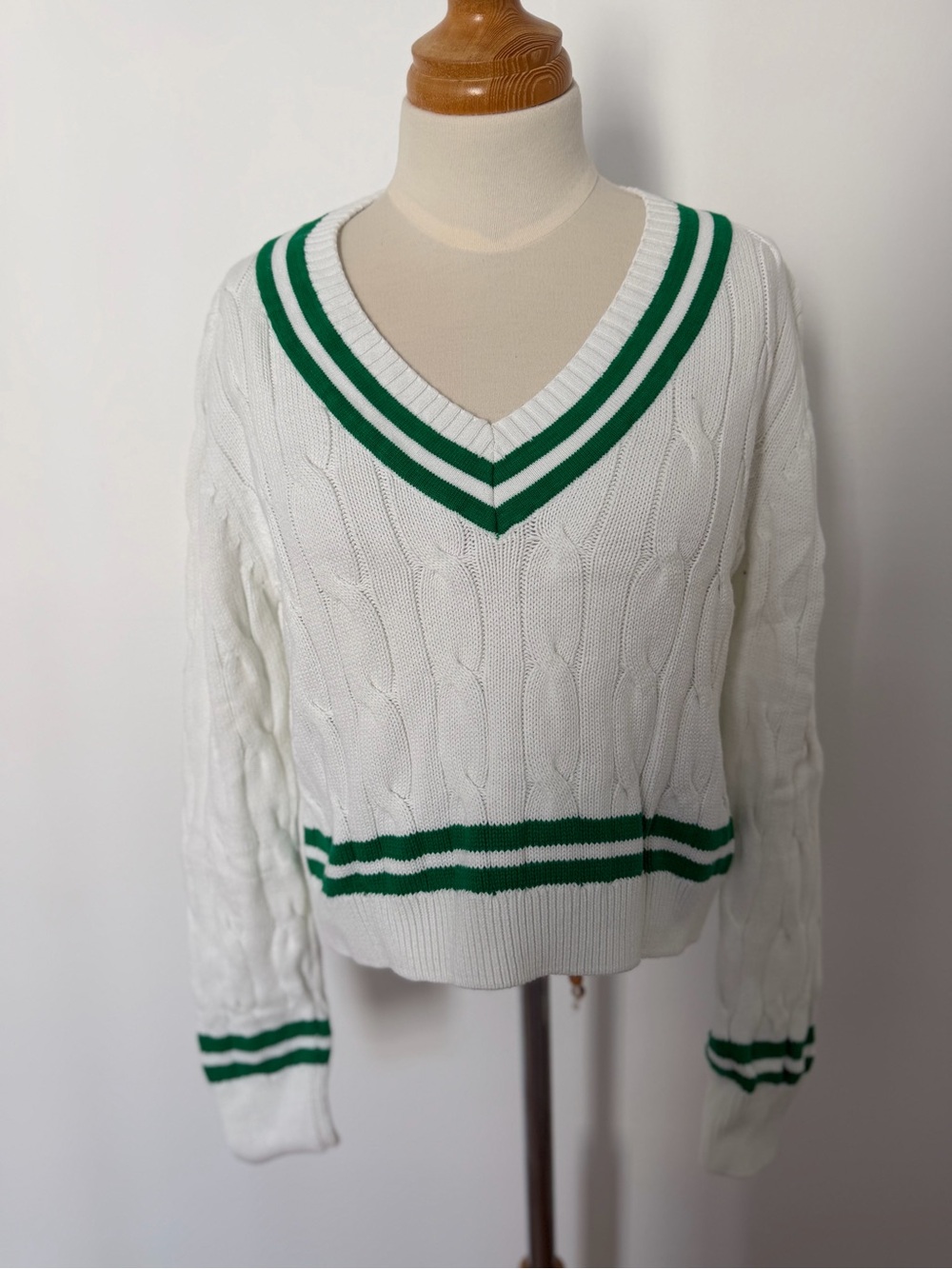 Olivaceous White V-Neck Cable Knit Sweater with Green Stripe Trim